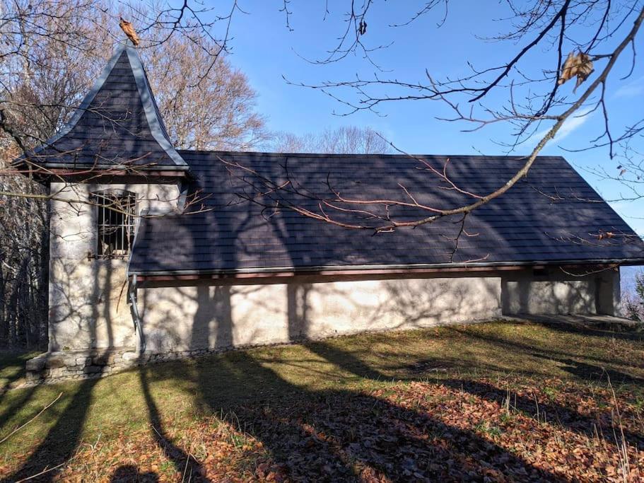 Maison Familiale En Montagne Avec Vue Merveilleuse Sur Le Massif De Belledonne Saint-Bernard  Extérieur photo