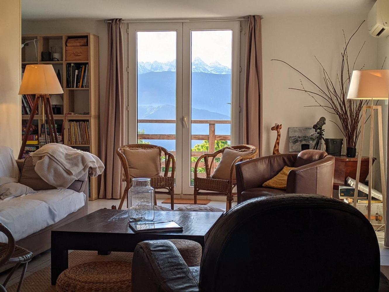Maison Familiale En Montagne Avec Vue Merveilleuse Sur Le Massif De Belledonne Saint-Bernard  Extérieur photo